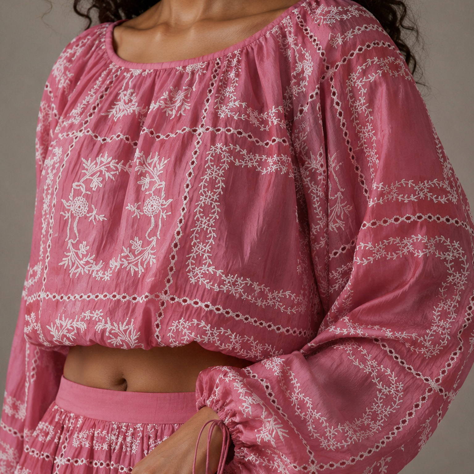 Gulnaz Crop Top