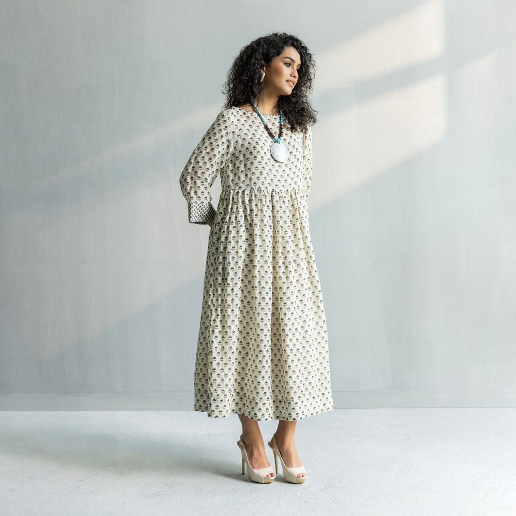 Niyati Dress