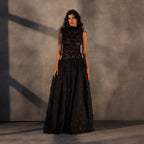 Nocturne Veil – Chantilly Lace Keyhole Top